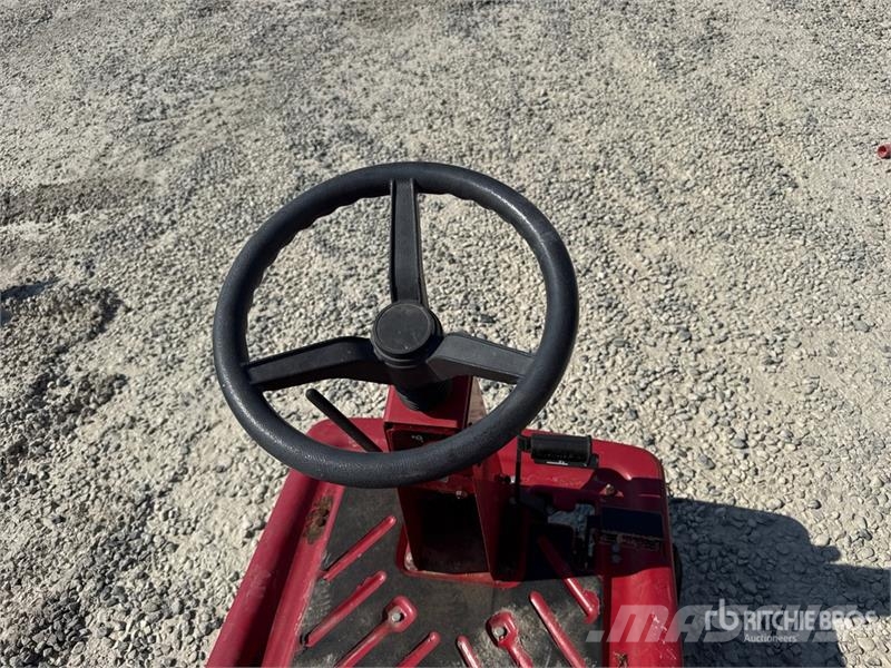 Sandrigarden Mower Tractor Manji traktori