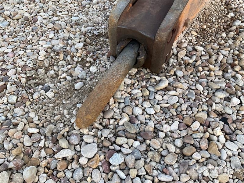 Sandvik BR623 Hydraulic Breaker مطارق / كسارات