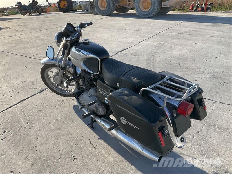 Sanglas 400 Cruiser Bike PKWs