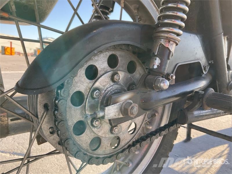 Sanglas 400 Cruiser Bike PKWs