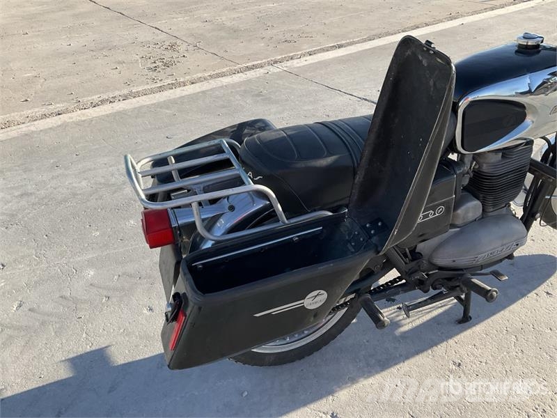 Sanglas 400 Cruiser Bike PKWs