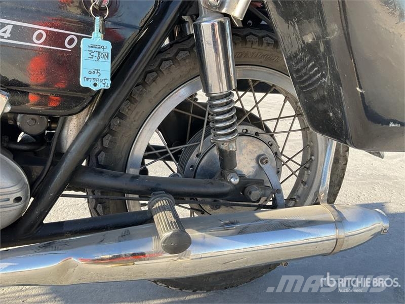 Sanglas 400 Cruiser Bike PKWs