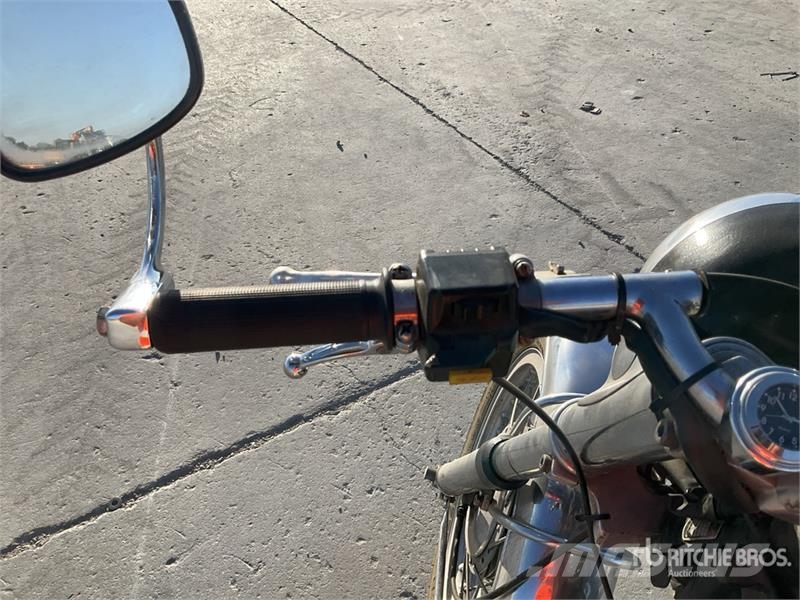 Sanglas 400 Cruiser Bike PKWs