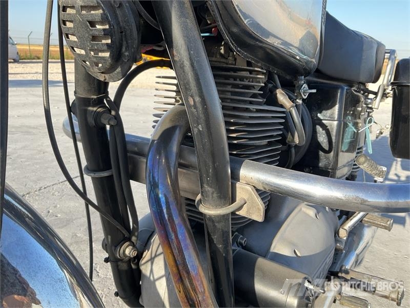 Sanglas 400 Cruiser Bike PKWs