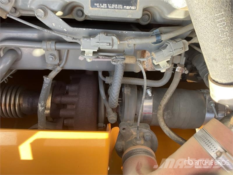 Sany SY135C Escavatori cingolati