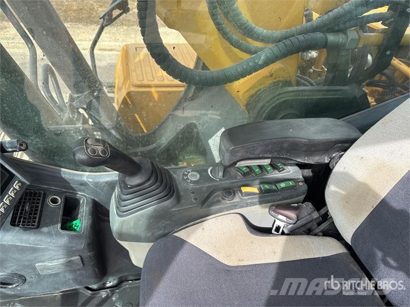 Sany SY215C Pelle Sur Chenilles Tracked Excavator Pelle sur chenilles