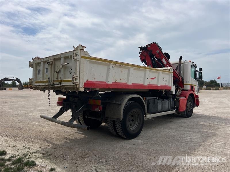 Scania 144E-2 Hiduo 5900 kg on Scania P320 4x2 Camion Bi- Caminhões guindaste