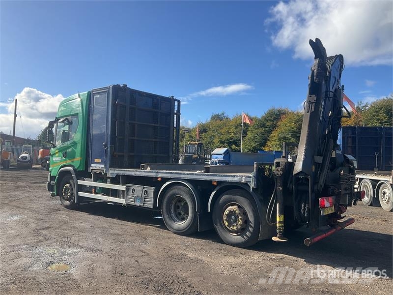 Scania 15Z8.70 3725 kg on Scania 6x4 Sleeper Flatbed Truc Kamioni sa kranom