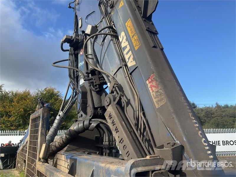 Scania ATLAS AK 15 ZB ,70 3750 kg Knuckle Boom on Scania 起重车