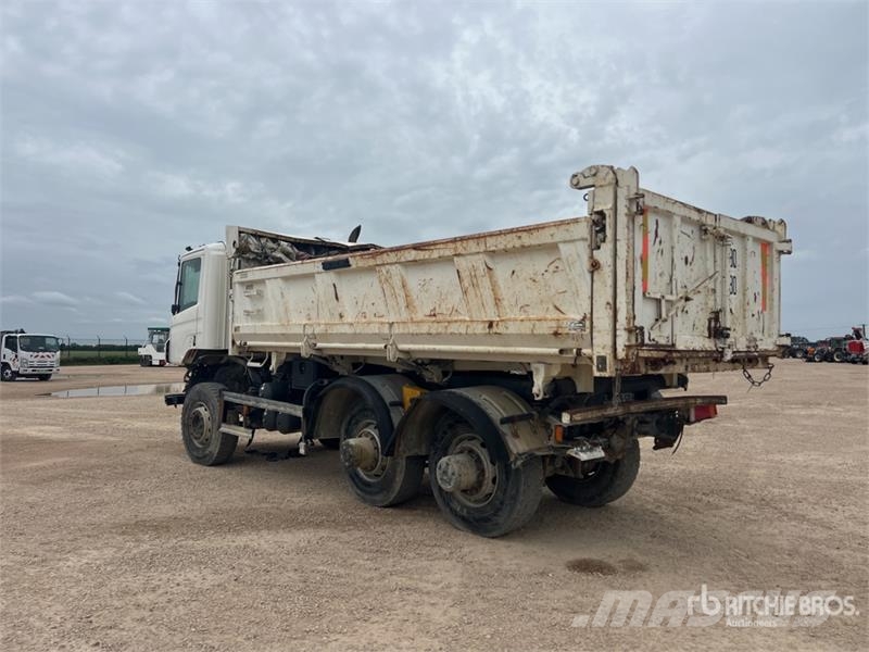 Scania Camion Benne T/A Dump Truck (Inoperable) Грузовики-Самосвалы