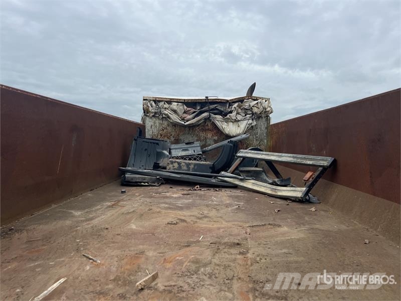 Scania Camion Benne T/A Dump Truck (Inoperable) Грузовики-Самосвалы