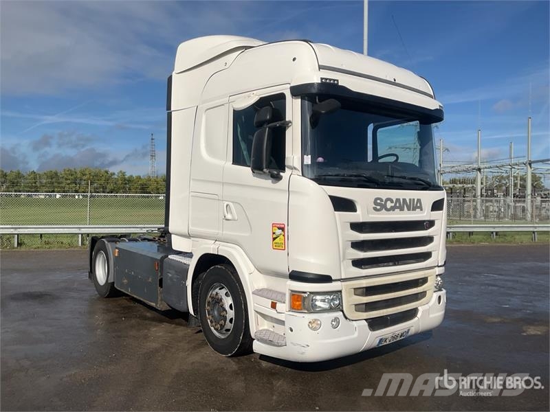 Scania CNG 4x2 S/A Sleeper Truck Tractor Vilcēji