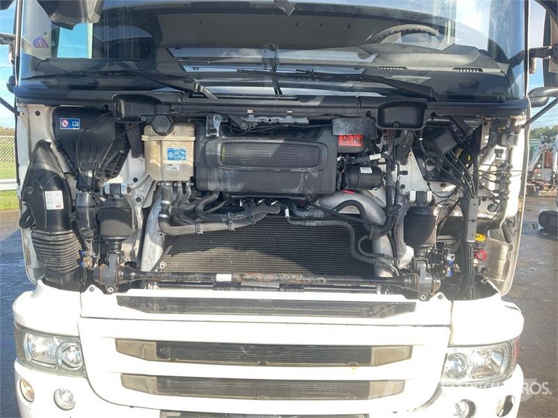 Scania G340 CNG 4x2 S/A Sleeper Truck Tractor Nyergesvontatók