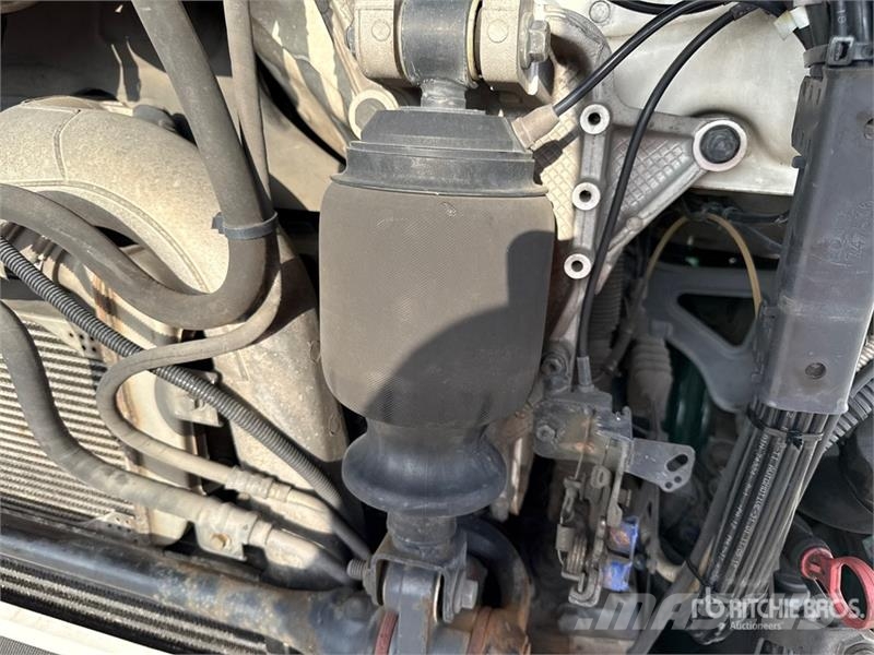 Scania G400 6x2 Sleeper Roll-Off Truck Kipplader