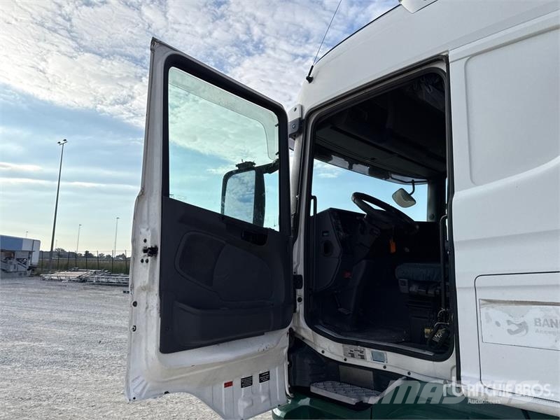 Scania G400 6x2 Sleeper Roll-Off Truck Kipplader