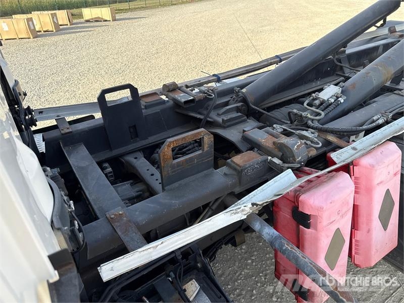 Scania G400 6x2 Sleeper Roll-Off Truck Kipplader