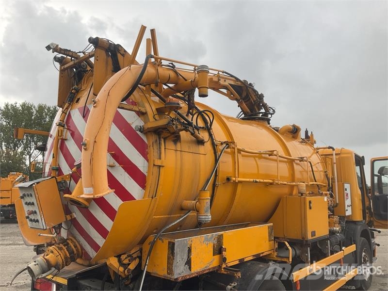 Scania P270DB 4x2 Vacuum Tanker Truck Vaakumautod