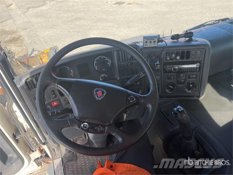 Scania P400 4x2 Camion Multibenne Roll-Off Truck Liftdumper biler