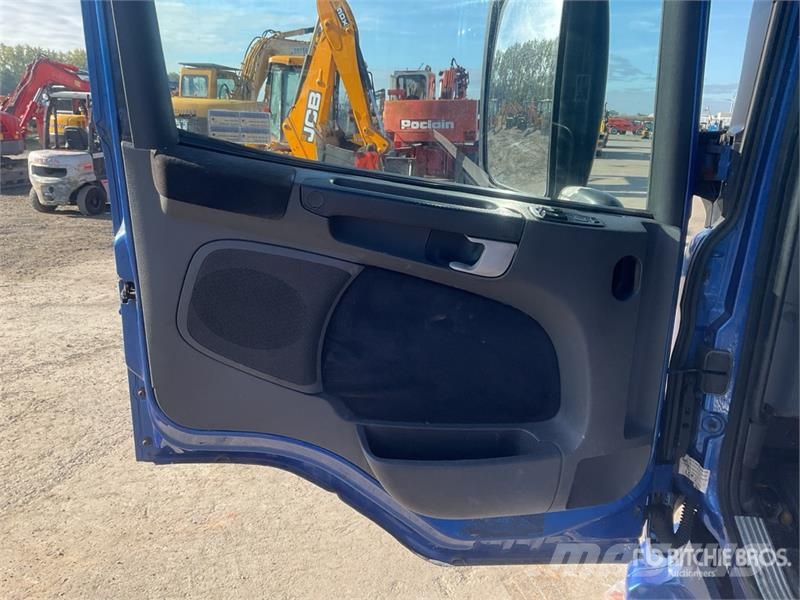Scania P410 4x2 Car Carrier Truck Autotransporteri