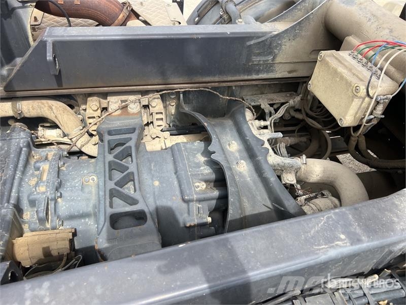 Scania P410 8x4 Camion Bi-Benne Tri/A Dump Truck 덤프 트럭