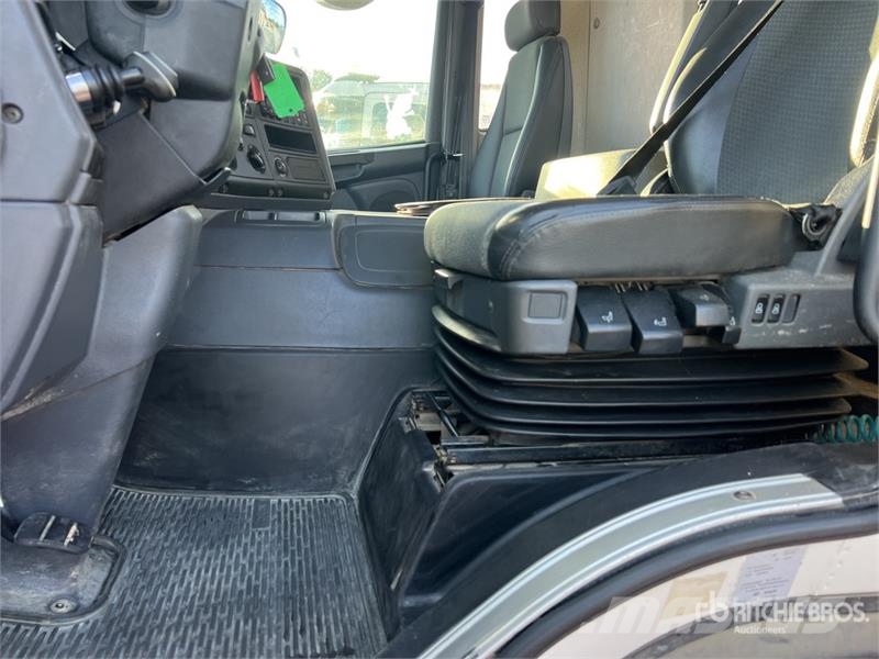 Scania P410 8x4 Camion Bi-Benne Tri/A Dump Truck Caminhões basculantes
