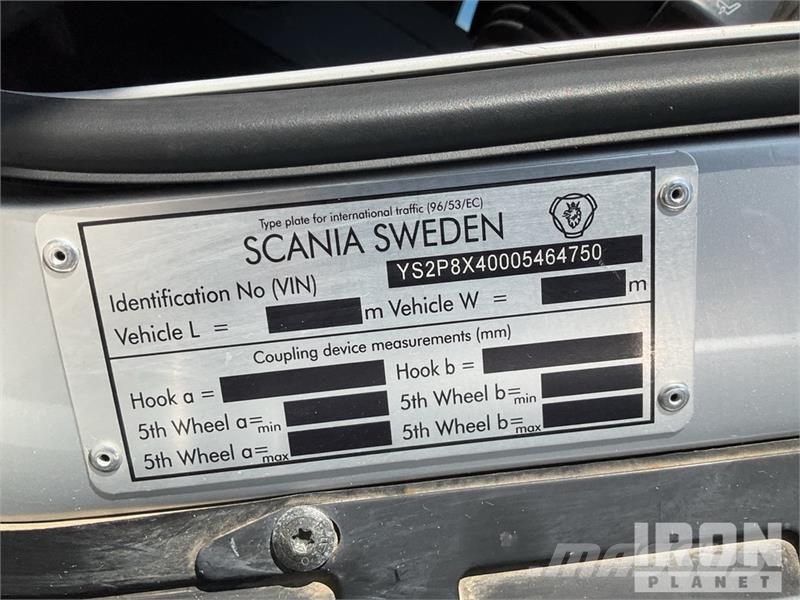 Scania P750 75 m on Scania P410LB 8x4 Twin-Steer Bucket T Auto korvtõstukid