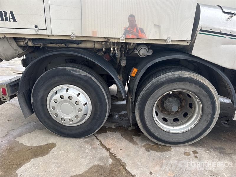 Scania Rolba PED on  Scania P360 6x2 Vacuum Tanker Truck 組合/真空油槽車
