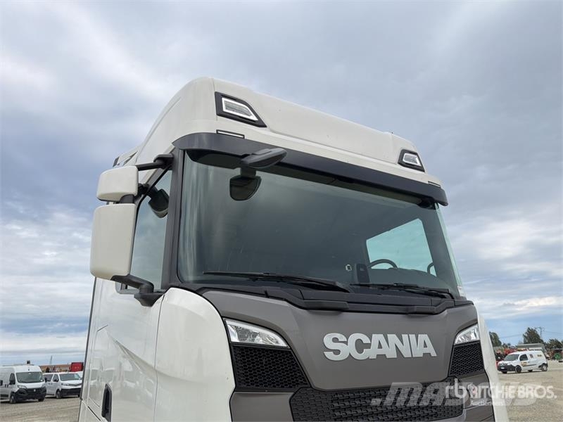 Scania Super 460S 4x2 S/A Sleeper Truck Tractor Vlačilci