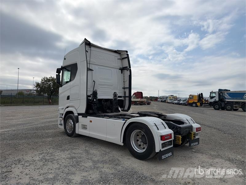 Scania Super 460S 4x2 S/A Sleeper Truck Tractor Vlačilci