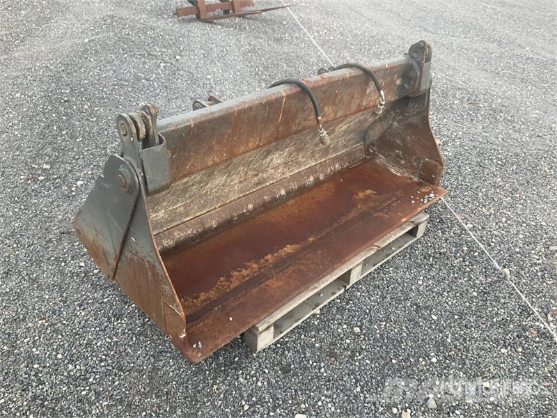 Schaef UNI 821 1750 mm Multi-Purpose Bucket Andere Zubehörteile