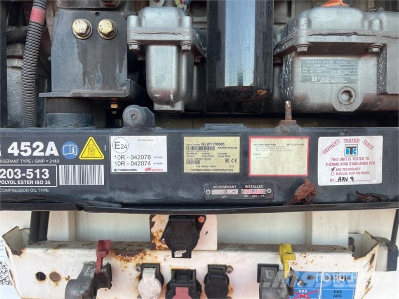Schmitz Cargobull Tri/A Refrigerated Trailer Temperature controlled semi-trailers