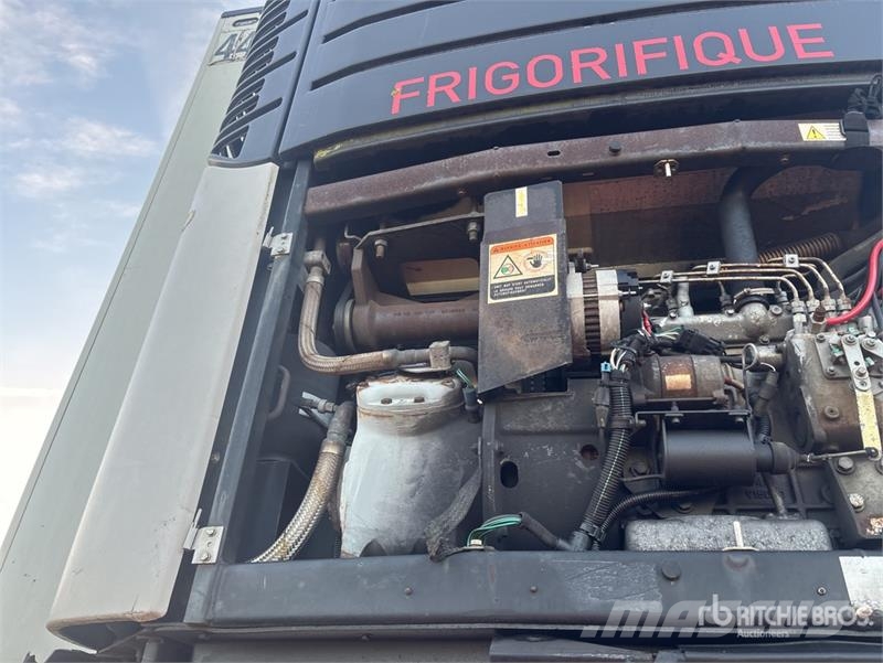 Schmitz SKO24 Tri/A Refrigerated Trailer (Inoperable) نصف مقطورات بدرجة حرارة قابلة للضبط