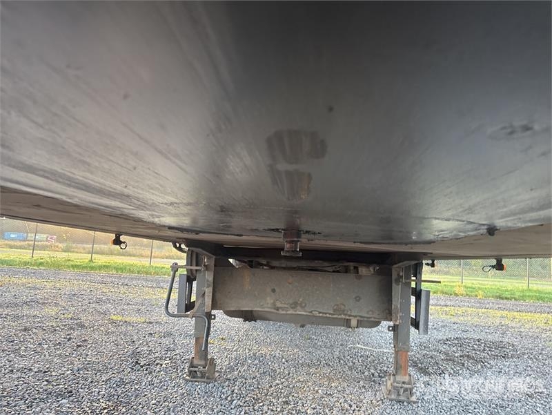 Schmitz SKO24 Tri/A Refrigerated Trailer (Inoperable) نصف مقطورات بدرجة حرارة قابلة للضبط