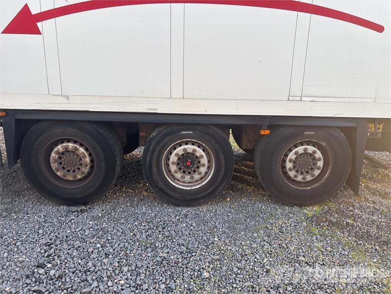 Schmitz SKO24 Tri/A Refrigerated Trailer (Inoperable) نصف مقطورات بدرجة حرارة قابلة للضبط