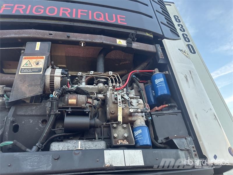 Schmitz SKO24 Tri/A Refrigerated Trailer (Inoperable) نصف مقطورات بدرجة حرارة قابلة للضبط