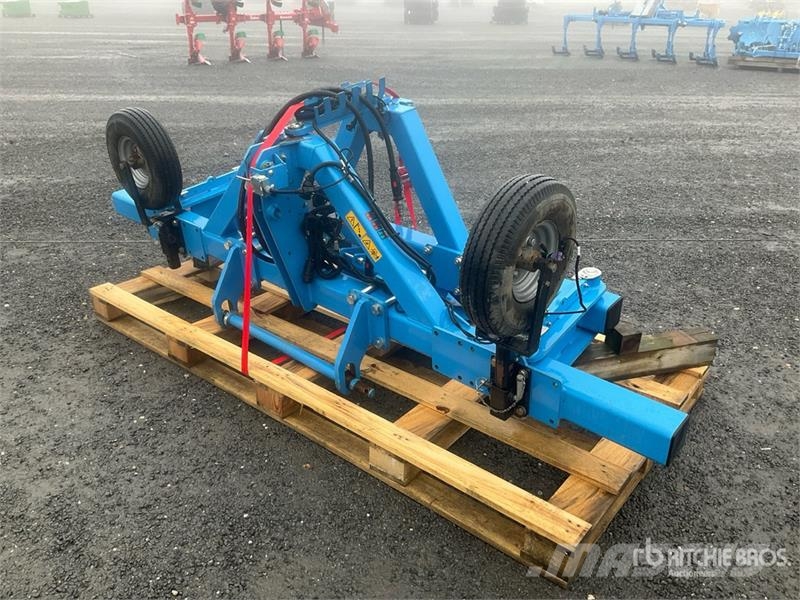 Schmotzer AV5 3000 mm Hydraulic Tilting 3 PT Hitch Frame ماكينات زراعية - غير ذلك