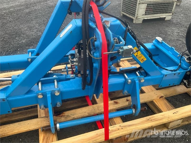 Schmotzer AV5 3000 mm Hydraulic Tilting 3 PT Hitch Frame ماكينات زراعية - غير ذلك