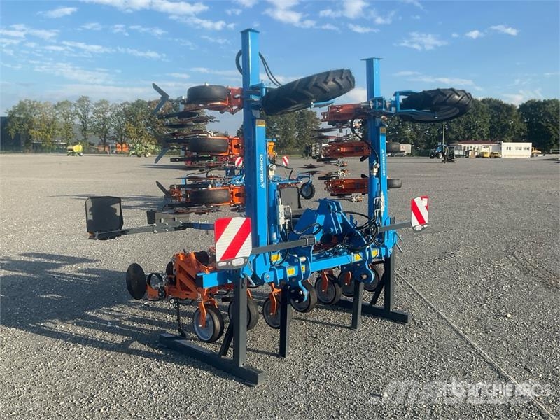 Schmotzer Venterra 2K 6+75 Rod Weeder (Unused) ماكينات وملحقات زراعة أخرى