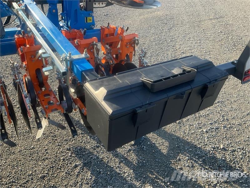 Schmotzer Venterra 2K 6+75 Rod Weeder (Unused) ماكينات وملحقات زراعة أخرى