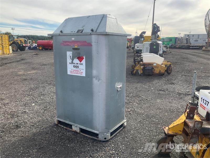  Schutz 900 L Skid Mounted Steel Fuel Tank Fuel and additive tanks