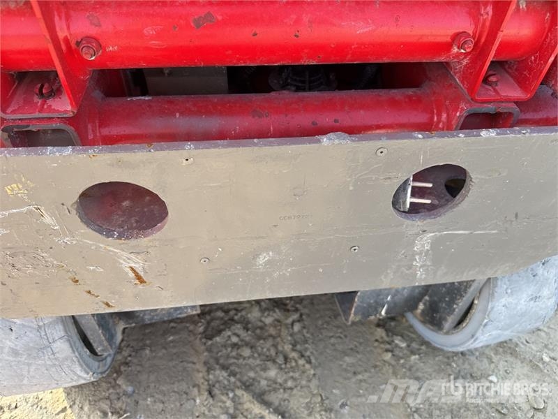 Scissor Lift (Inoperable) Ножични работни платформи