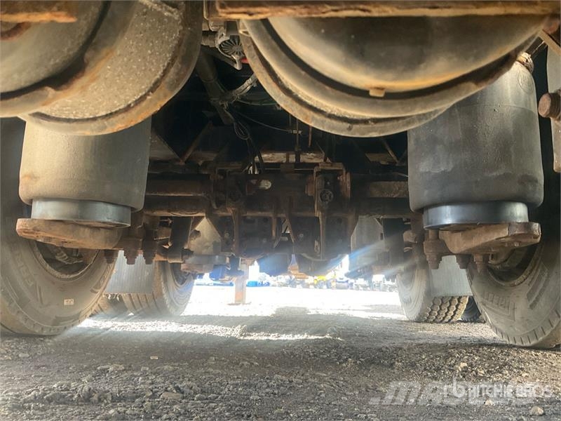 SDC 24 ton 8 m Tri/A Drawbar Flatbed Trailer مقطوروات مسطحة/مفصلية الجوانب