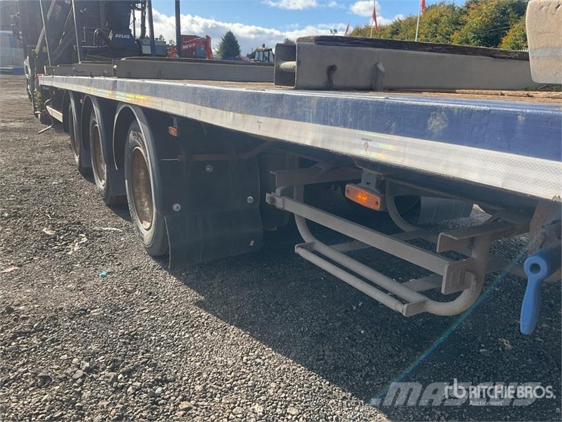SDC 24 ton 9.80 m Tri/A Drawbar Flatbed Trailer Flatbed/Dropside trailers