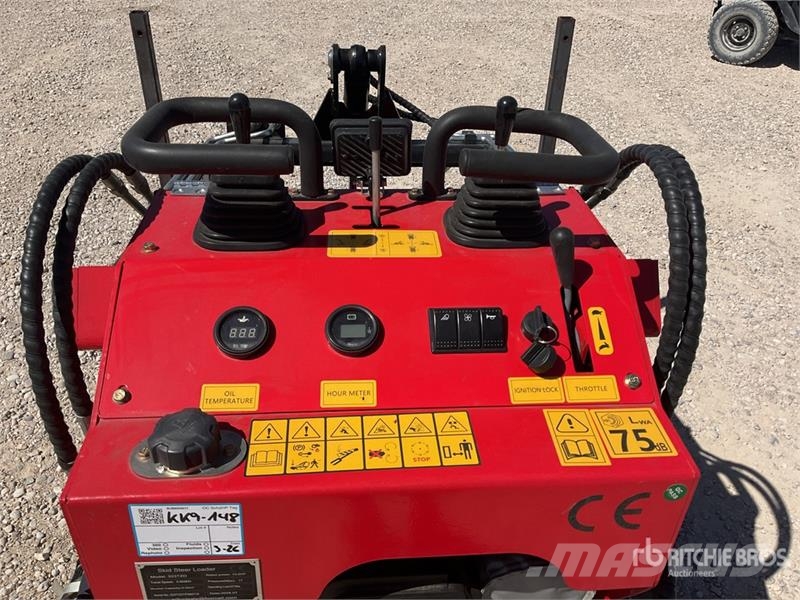 SDLOOL SL-323TZD Skid Steer Loader (Unused) Мини товарачи
