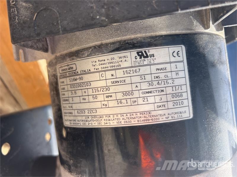 Sdmo PERF3000 3 kW Mobile Groupe Electrogene, 3000 KVA Dizel generatori