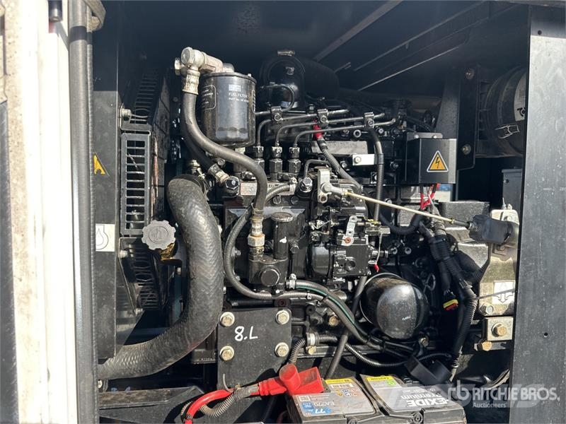 Sdmo R44C3 Mobile Generator Set Dizelski agregati