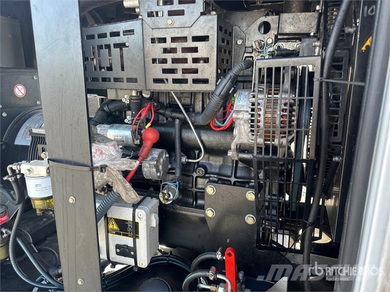 Sdmo R44C3 Mobile Generator Set Dizelski agregati