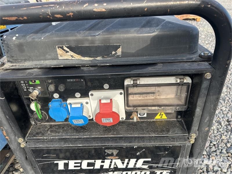 Sdmo TECHNIC15000TE AVR C Portable Generator Set Drugi agregati