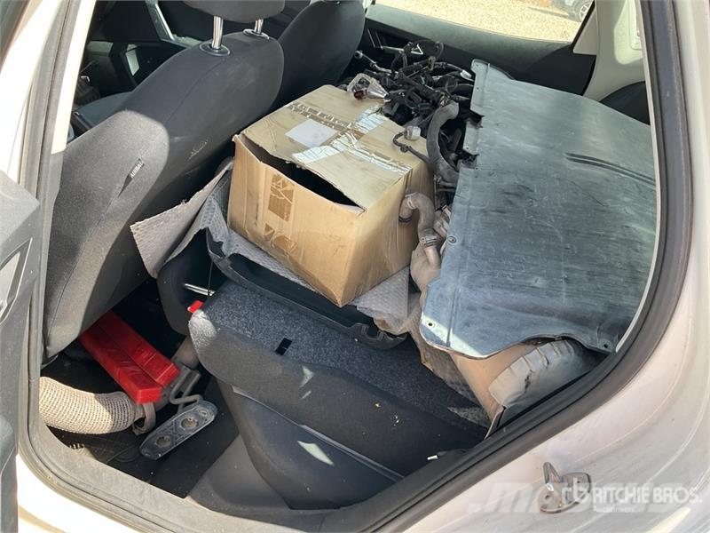 Seat Arona Automobile (Inoperable) PKWs