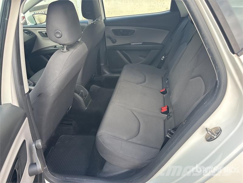 Seat Leon Automobile Kistehergépjárművek